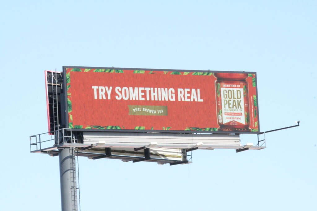 Coca Cola Gold Peak CA175 017